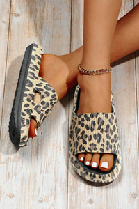 Leopard Print Thick Sole Slip On Slippers