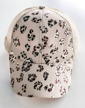 Leopard trucker hat